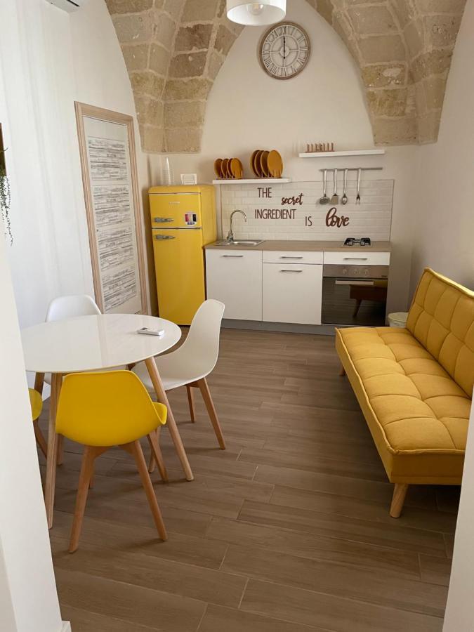 Al Vicoletto Bed and Breakfast Sava Exteriör bild